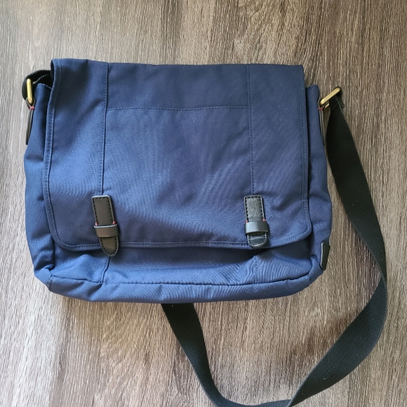 Fossil Other - Fossil Canvas Messenger bag